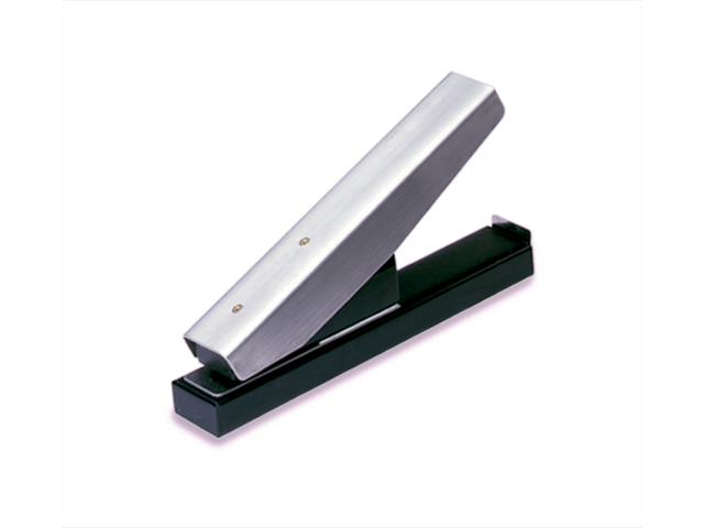 Asolatrice carte plastiche (dim. asola: 3x14mm)